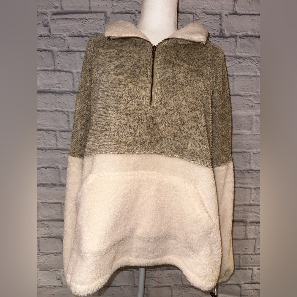 Beige/Brown Sherpa/Fuzzy half zip